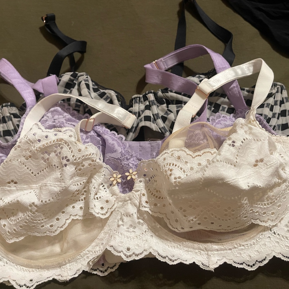 Savage fenty bras bundle